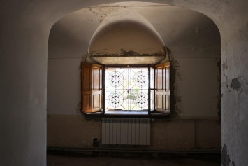 Главный зал галереи Айвазовского нуждается в срочной реставрации