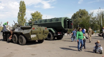 В Измаиле продемонстрировали украинскую военную технику