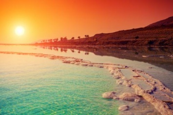 «Пророчество Иезекииля сбывается»: В Мертвом море заметили знамение Армагеддона - теолог