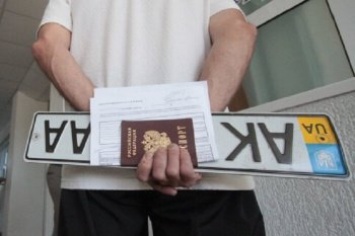 Крымские водители заплатили более 1 млн руб штрафа за езду с украинскими номерами