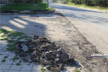 В Керчи на Ульяновых готовят дорогу к ямочному ремонту