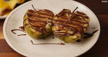 Печеные яблоки с карамелью: Лучший десерт, который можно сделать осенью