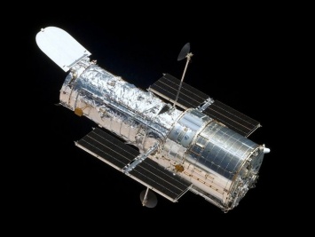 Операции спутника Хаббл временно приостановлены