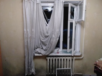 Координатор С14 Мазур показал фото квартиры после взрыва гранаты и рассказал подробности покушения на него