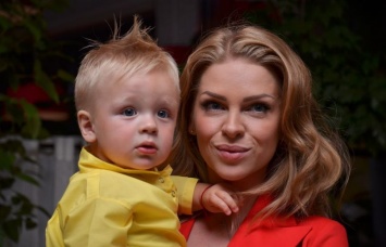 Яна Глущенко показала своего годовалого сына и наконец-то рассекретила его имя