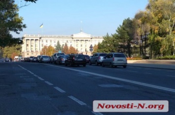 Водители Николаева присоединились к акции протеста против повышения цен на бензин