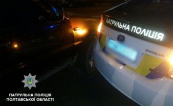 Устроил погоню, а потом «протаранил» патрульное авто: в Полтавской области 15-летнему парню захотелось «драйва» (ФОТО)