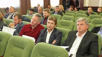 ОППОЗИЦИОННЫЙ БЛОК Киевщины выступил с заявлением об отмене постановления о санкциях к телеканалам «112 Украина» и «NewsOne»