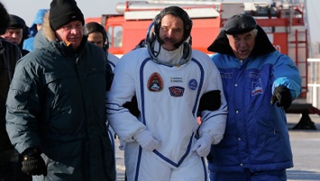Астронавт: экипаж МКС застрял на станции на "неопределенно долгое время"
