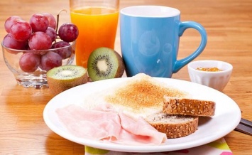 Медики объяснили, почему опасно не завтракать