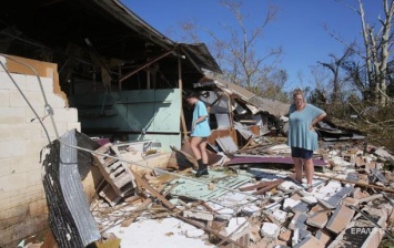 В США количество жертв урагана Майкл выросло до шести человек