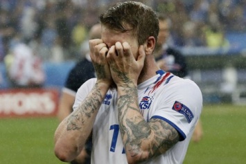 Исландцы забили 3 гола в матче с чемпионами мира - французами