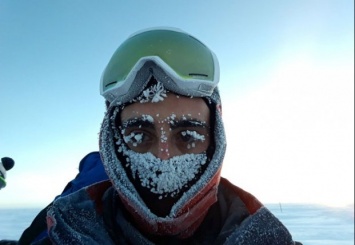 Ученый пытается приготовить пищу в Антарктике при -70°C: результат вас удивит (фото)