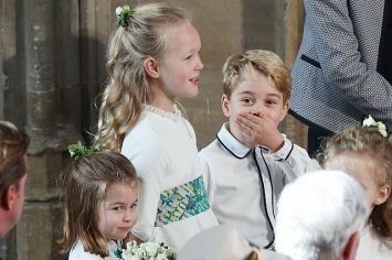 СМИ обсуждают проказы принца Джорджа и его старшей сестры Саванны Филлипс на свадьбе принцессы Евгении