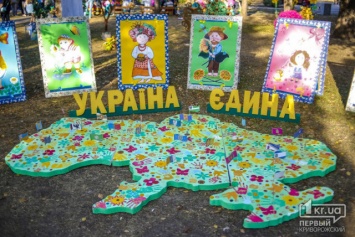 В воскресенье криворожан ждет благотворительный полумарафой, фестиваль козацкой песни, показ военной техники