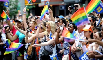 В Польше националисты пытались остановить ЛГБТ-марш, есть пострадавшие