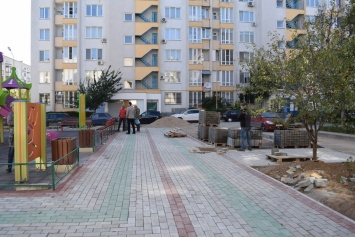 Один из дворов Евпатории полностью благоустроят в рамках федерального проекта «Городская среда»