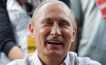Премьер признался, что поддерживает контакт с Путиным: причина поражает