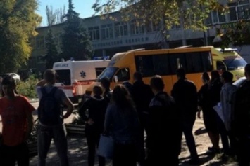 Взрыв колледжа в Керчи: десять жертв, более 50 раненных, срочно закрыты все школы и садики