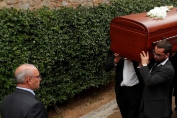 Канадская семья вместо умершего родственника случайно похоронили известного пианиста