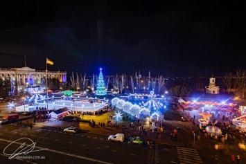 Какие будут развлечения на Соборной площади в новогодние праздники? В Николаеве объявили конкурс