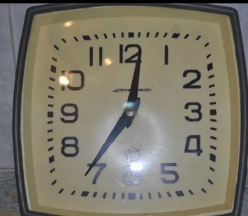 Феодосиец украл часы из зала ожидания на вокзале города