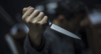 В Запорожье двое хулиганов с ножом напали на 14-летнего школьника