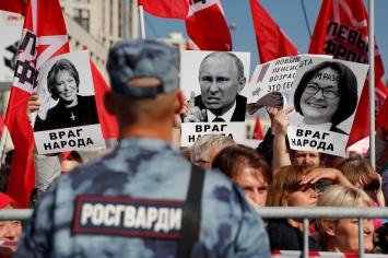Госдума ввела штрафы за "злоупотребление правом на митинги"