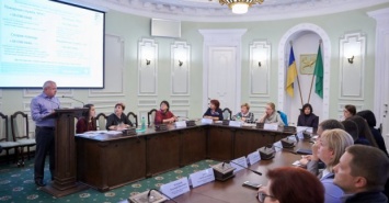 В Харькове проверили доступность полицейских отделений для людей с инвалидностью