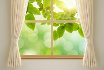 Как чистые окна и шторы влияют на здоровье