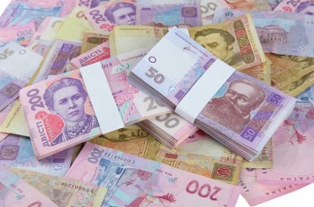 Власти решили порадовать украинцев повышением пенсии и пересчетом зарплат