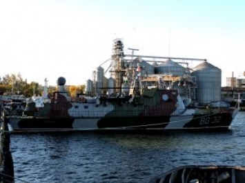 Украинский флот в Азовском море усилил самый большой корабль охраны