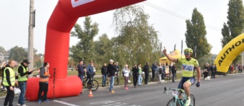 Киевлянин получил 50 тысяч гривен за победу в запорожских велогонках