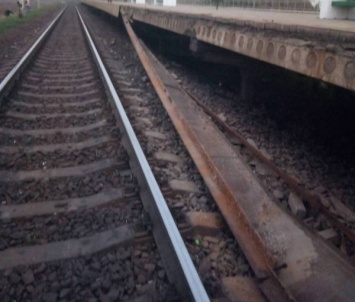 В Каменском «металлисты» создали на железной дороге аварийную ситуацию