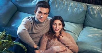 Беременная Регина Тодоренко снялась в фотосессии вместе с женихом