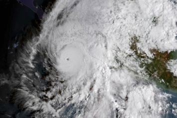 Ураган пятой категории приближается к Мексике