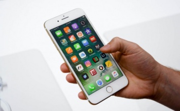 Популярное приложение вывело из строя тысячи iPhone: гаснет дисплей и исчезает реакция
