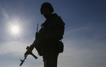 В минувшие сутки на Донбассе погиб военный