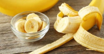 Бананы способны «уничтожить» жир на животе - диетологи