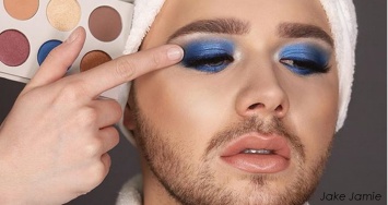 Это уже тенденция: почему все больше мужчин делают себе макияж