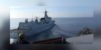 Опасное сближение кораблей Китая и США попало на видео