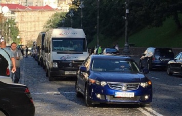 Владельцы авто на еврономерах анонсировали новую масштабную акцию в Киеве