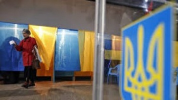 Россия решила вмешаться в избирательную гонку в Украине с целью смены власти