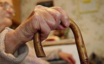 В Харьковской области пенсионерка попала в переплет, не выходя из дома