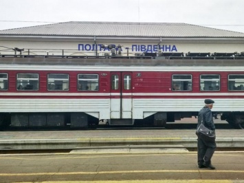 Из-за долгов: в Полтаве и Миргороде могут отменить пригородные поезда