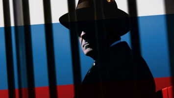 Сотни путинских разведчиков рыщут повсюду: стало известно о масштабной угрозе