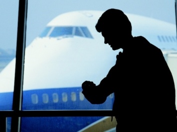 Смотри список: в аэропорту Харькова задерживаются самолеты