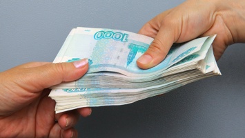 "Псевдосотрудник спецслужб" в Крыму предлагал службу в силовых органах за деньги
