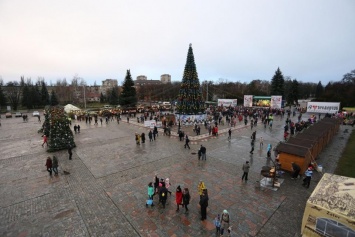 В Кременчуге назвали дату открытия Новогоднего городка