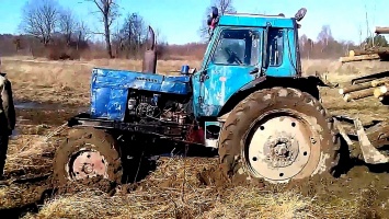 Мужчина "подарил" мошенникам 34 тысячи гривен за трактор